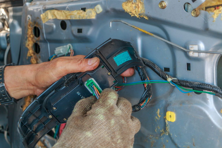 fixing wire switches car and door unlocking services in safety harbor, fl for your convenience